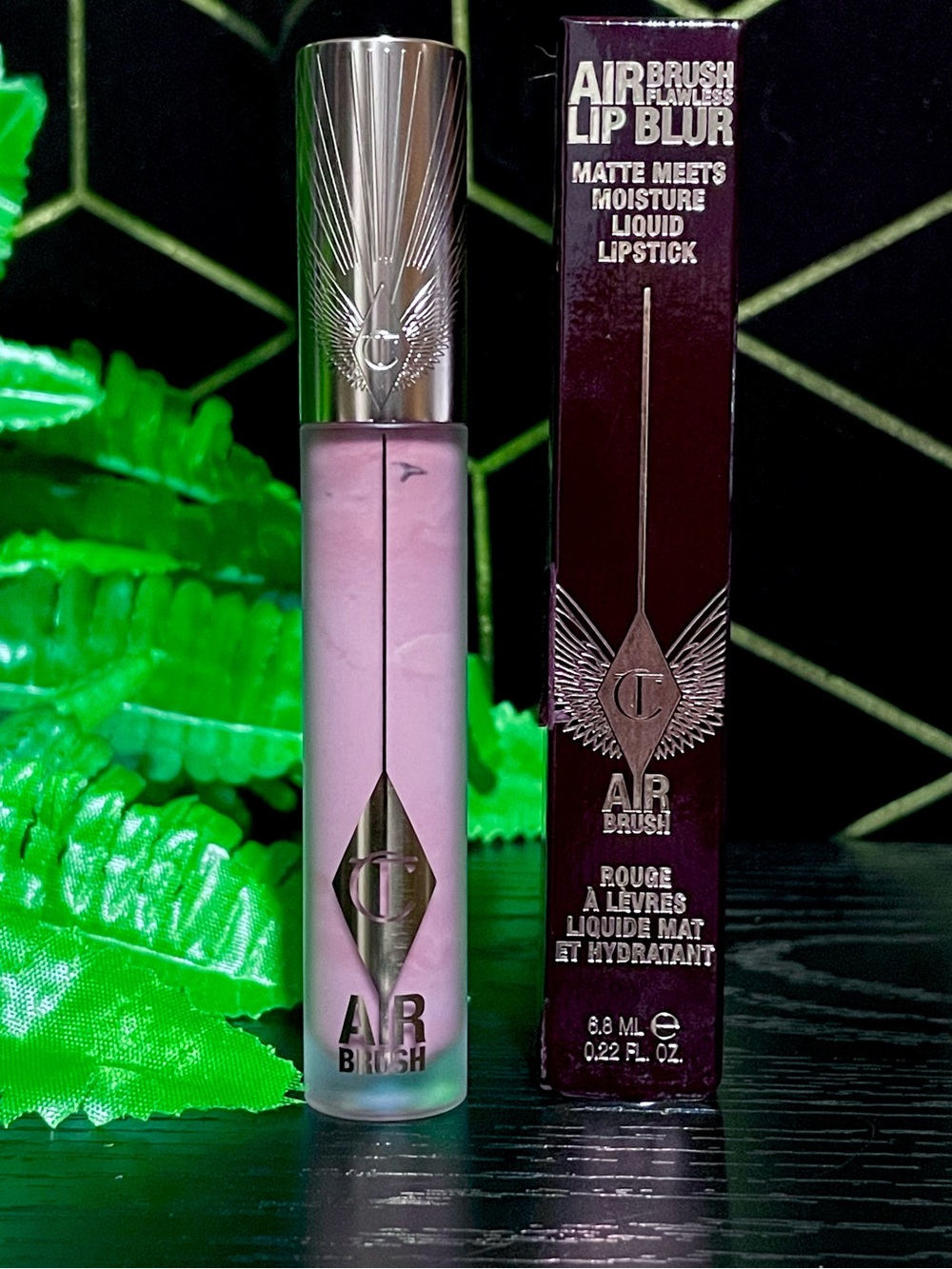 Charlotte Tilbury Airbrush Flawless Lip Blur - Shade Pillow Talk